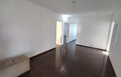 Imagem: A casa possui 2 Dormitórios, 1 Banheiro, 100m² de Área e