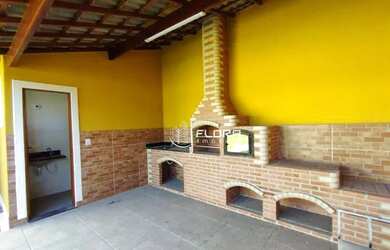 Imagem: A casa possui 3 Dormitórios, 3 Banheiros, 2 Vagas na garagem