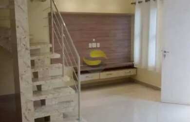 Imagem: A casa em condomínio possui 3 Dormitórios, 3 Banheiros, 2