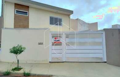 Imagem: A casa possui 3 Dormitórios, 3 Banheiros, 5 Vagas na garagem