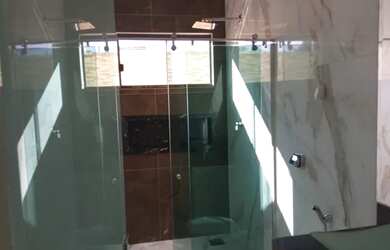 Imagem 7: Casas 305 Sul Alameda 02. Guarda roupa, 3 Vagas na garageme5 Dormitórios