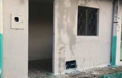 Imagem: A casa possui 2 Dormitórios, 1 Banheiro, 50m² de Área e Imóvel