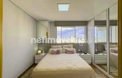 Imagem: O apartamento possui 3 Dormitórios, 2 Banheiros, 2 Vagas na