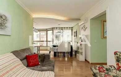 Imagem: O apartamentoe possui 3 Dormitórios, 2 Banheiros, 2 Vagas na