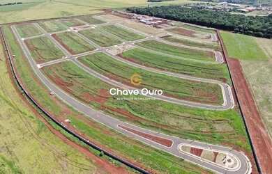 Imagem: O terreno possui 303m² de Área e está localizado em Santa