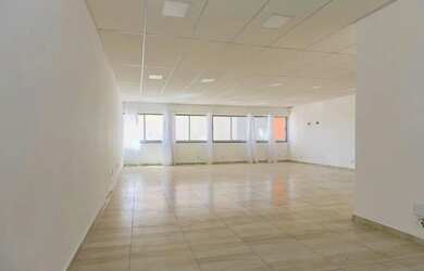 Imagem: O depósito possui 60m² de Área e está localizado em Bela