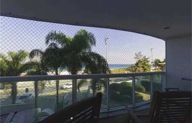 Imagem: O apartamento possui 2 Dormitórios, 2 Banheiros, 2 Vagas na