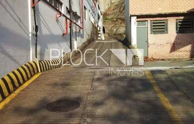 Imagem 4: Santo Cristo Galpão. Churrasqueirae8.900m² de Área