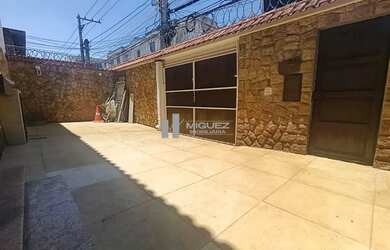 Imagem 3: Vende-se casa na Rua Pedro Guedes com 242M² Composta por 6 Quartos, 4...