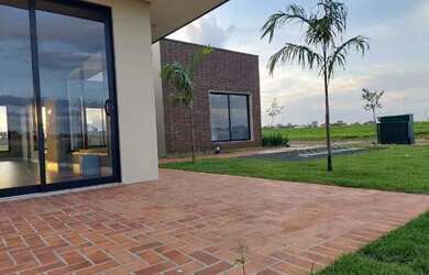 Imagem 2: Condomínio Portoville Betel com 300m2 com 12 metros de frente