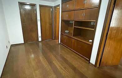 Imagem 13: Ref.: 4014 - Excelente 4 quartos, 2 suítes, um por andar, alto padrão na Rua Rei Alberto