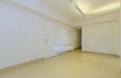 Imagem: O apartamento possui 2 Dormitórios, 3 Banheiros, 2 Vagas na