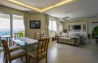 Imagem: O apartamento possui 3 Dormitórios, 5 Banheiros, 3 Vagas na