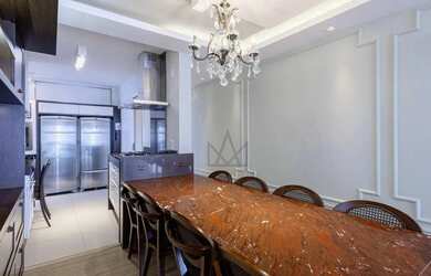 Imagem: Apartamento Amplo à Venda na Agronômica, Próximo ao Mar