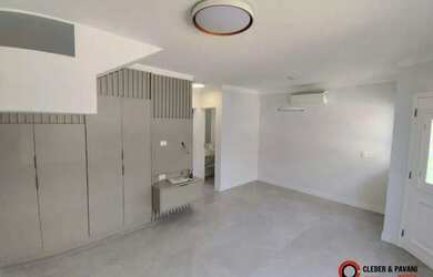 Imagem: A casa em condomínio possui 4 Dormitórios, 4 Banheiros, 2