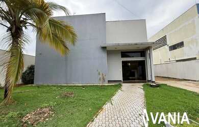 Imagem: O depósito possui 699m² de Área e está localizado em Plano