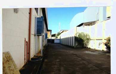 Imagem 3: Galpão/Depósito/Armazém para venda com 2700 metros quadrados