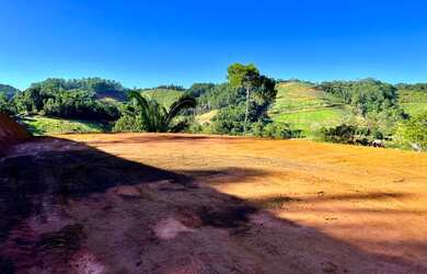 Imagem: A chácara possui 30.000m² de Área e está localizado em