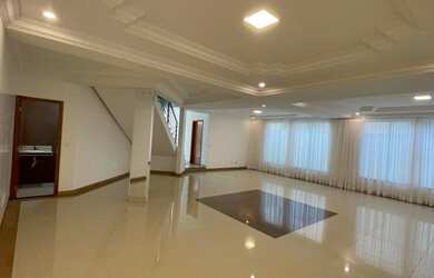 Imagem 9: Casa Alto Padrão com 3 suítes - 450,88m2 - Jardins Atenas