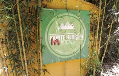 Imagem: O terreno possui 25892m² de Área e está localizado em Borda