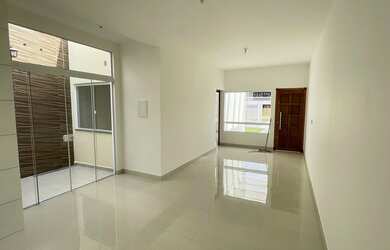 Imagem 15: CASAPontal do Paraná. Piscina, Churrasqueira, Imóvel novoeÁrea de serviço