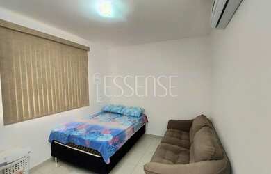 Imagem: A casa em condomínio possui 3 Dormitórios, 3 Banheiros, 2