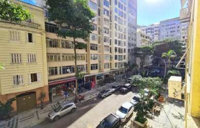 Imagem: A kitnet possui 1 Dormitório, 1 Banheiro, 35m² de Área e