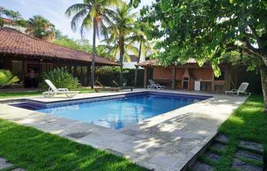 Imagem: A casa em condomínio possui 5 Dormitórios, 2 Banheiros, 5