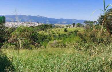 Imagem: O terreno possui 2.232m² de Área e está localizado em Jardim