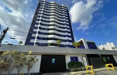 Imagem: O apartamento possui 3 Dormitórios, 1 Banheiro, 2 Vagas na