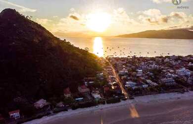 Imagem 1: Casa na praia a venda