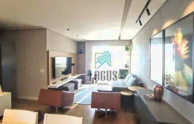 Imagem: O apartamento possui 3 Dormitórios, 2 Banheiros, 2 Vagas na