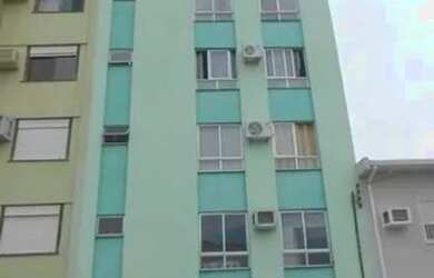 Imagem: A kitnet possui 1 Dormitório, 1 Banheiro, 1 Vaga na garagem