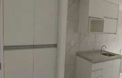 Imagem: O apartamento possui 3 Dormitórios, 1 Banheiro, 1 Vaga na garagem