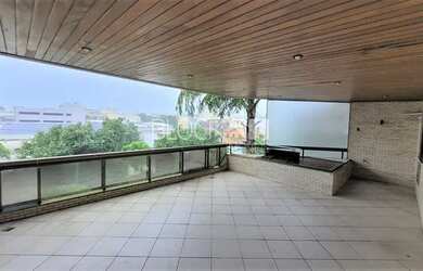 Imagem: O apartamento possui 3 Dormitórios, 3 Banheiros, 2 Vagas na