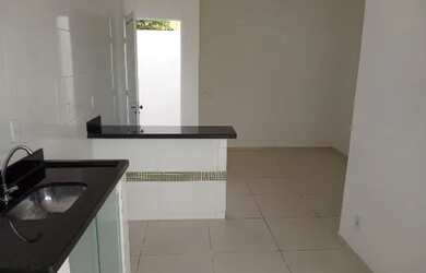 Imagem: A kitnet possui 1 Dormitório, 1 Banheiro, 1 Vaga na garagem