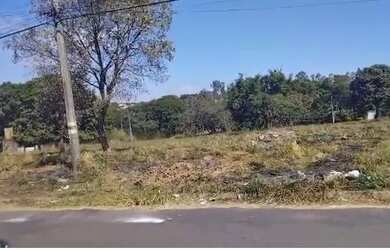 Imagem 1: Area 4.888m² Asfalto e Agua Setor Marista Sul