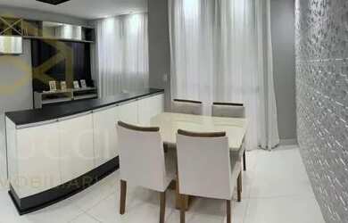 Imagem: O apartamento possui 2 Dormitórios, 2 Banheiros, 2 Vagas na