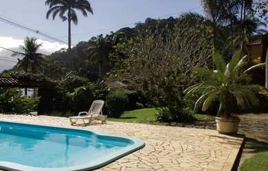 Imagem 8: Casa a beira mar em amplo terreno, piscina e vista deslumbrante