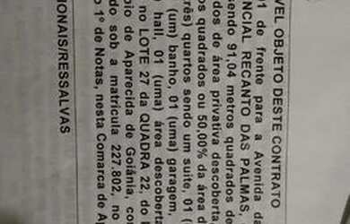 Imagem: A casa possui 3 Dormitórios, 2 Banheiros, 1 Vaga na garagem