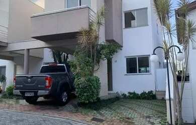 Imagem: A casa em condomínio possui 3 Dormitórios, 2 Banheiros, 2