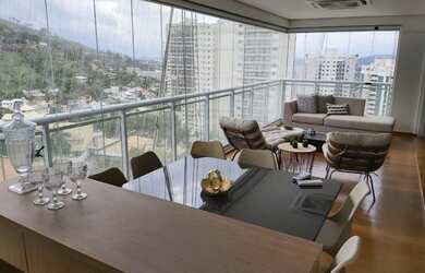 Imagem: O apartamento na cobertura possui 4 Dormitórios, 4 Banheiros