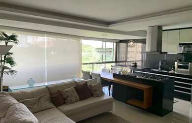 Imagem: O apartamento possui 2 Dormitórios, 1 Banheiro, 2 Vagas na