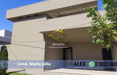 Imagem: A casa possui 3 Dormitórios, 3 Banheiros, 4 Vagas na garagem