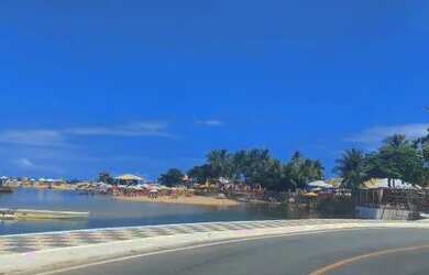 Imagem: A casa em condomínio e possui 2 Dormitórios, 2 Banheiros