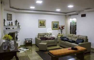 Imagem: A casa em condomínio possui 5 Dormitórios, 5 Banheiros, 5