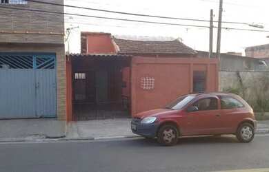 Imagem: A casa possui 1 Dormitório, 1 Banheiro, 35m² de Área e está