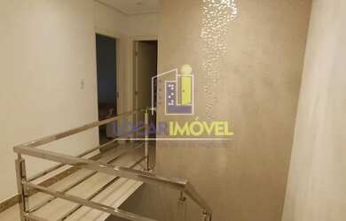 Imagem 15: Casa com 5 quartos sendo 3 suítes, área gourmet com jacuzzi, piscina aquecida, em Bairro B