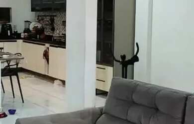 Imagem 2: Sobrado para venda possui 140 metros quadrados com 3 quartos em Flores...