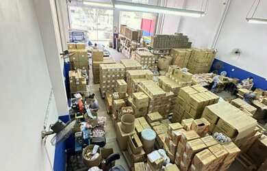 Imagem: O apartamento possui 1 Dormitório, 2 Banheiros, 1 Vaga na garagem